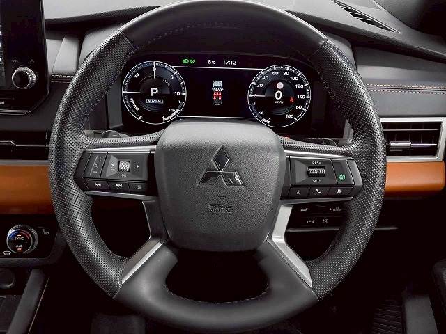 三菱 アウトランダーPHEVの画像14