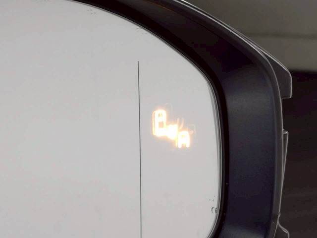 トヨタ&nbsp;クラウンスポーツの画像4