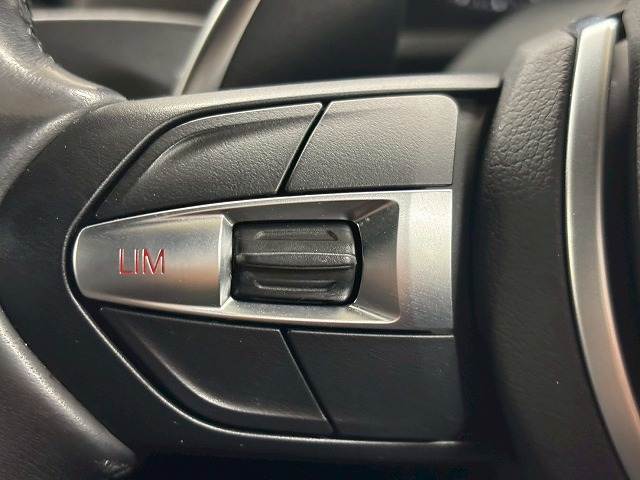 X1□xDrive18d M Sport 内装他