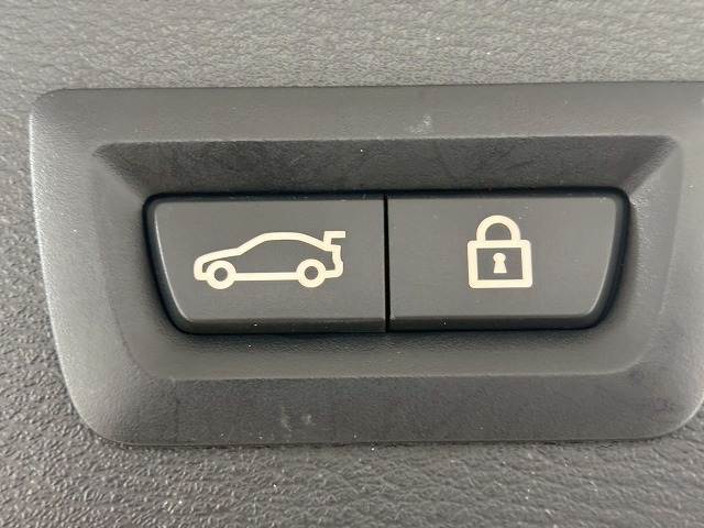 X1□xDrive18d M Sport 内装他