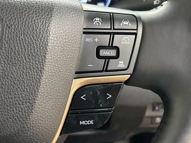 クラウンクロスオーバー□G “Advanced・Leather Package” 内装他