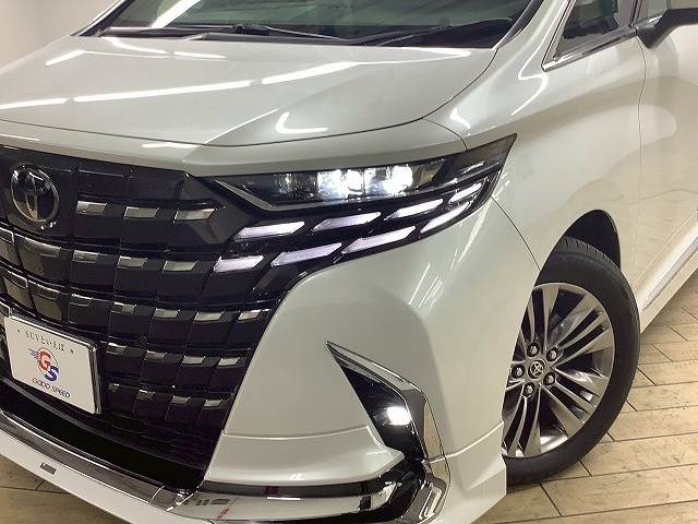 トヨタ アルファードの画像11