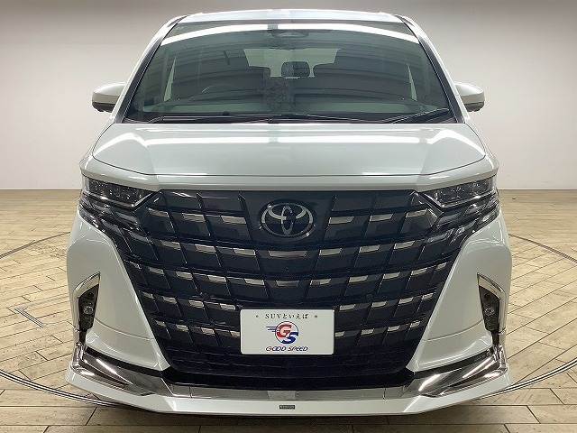 トヨタ アルファードの画像17