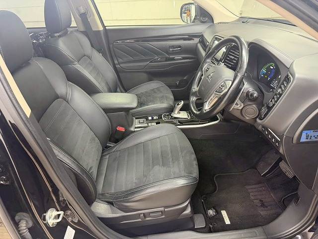 三菱&nbsp;アウトランダーPHEVの画像11