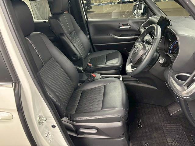 トヨタ&nbsp;ノアハイブリッドの画像9