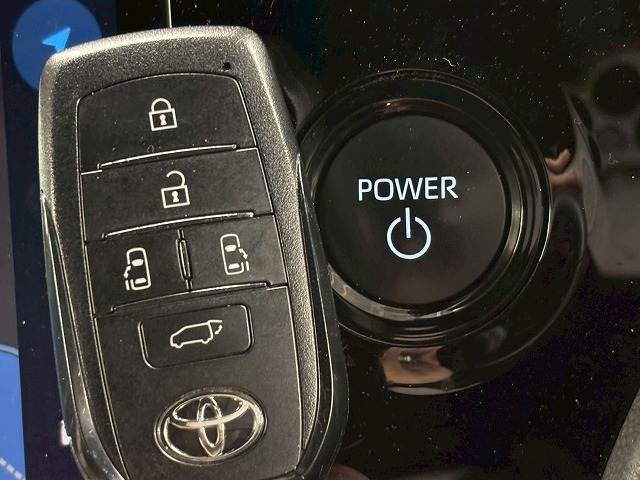 トヨタ&nbsp;ノアハイブリッドの画像16