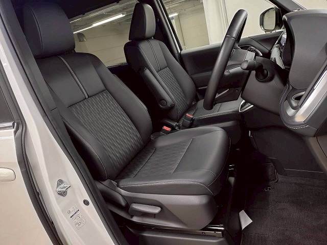 トヨタ&nbsp;ノアの画像9