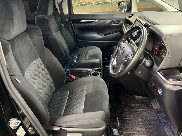 トヨタ&nbsp;ヴェルファイアの画像9