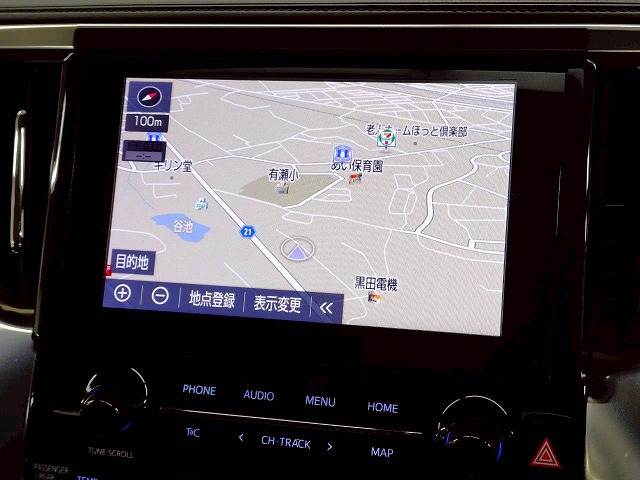 トヨタ&nbsp;アルファードの画像3