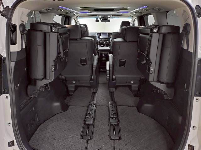 トヨタ&nbsp;アルファードの画像20