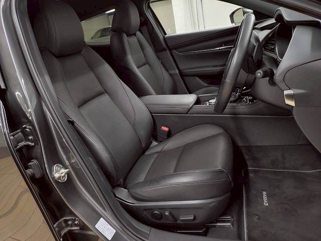 マツダ MAZDA3 FASTBACKの画像9