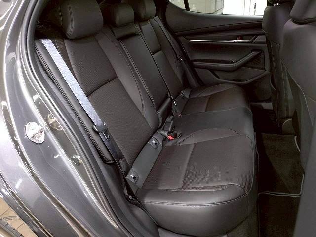 マツダ MAZDA3 FASTBACKの画像10