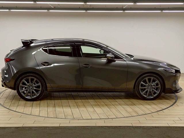 マツダ MAZDA3 FASTBACKの画像18