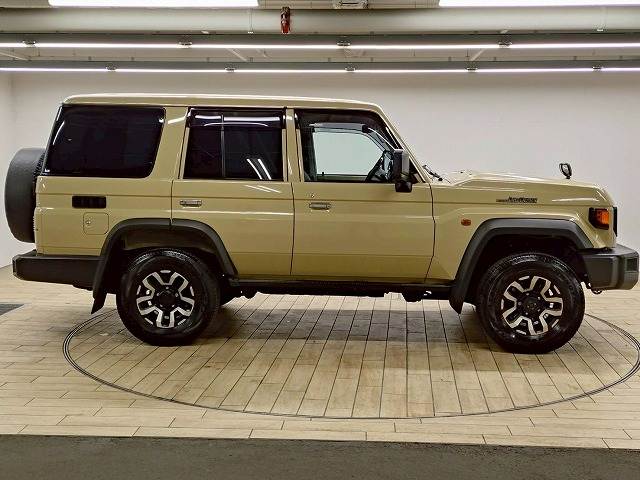 トヨタ ランドクルーザー70系の画像17