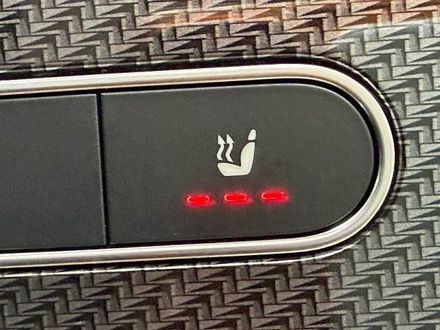 GLB-CLASSGLB 200d AMGライン 内装他