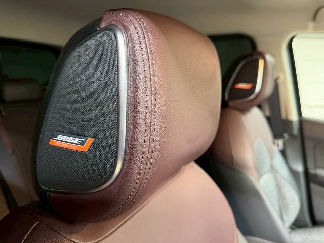 ノートオーラG 内装他