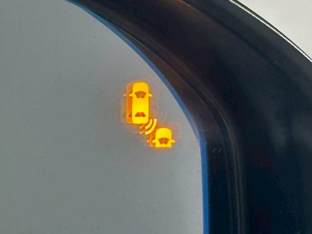 ホンダ ヴェゼルハイブリッドの画像8