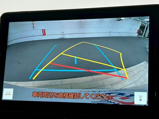 トヨタ ヴォクシーハイブリッドの画像4