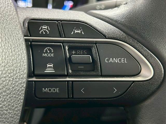 トヨタ ヴォクシーハイブリッドの画像5