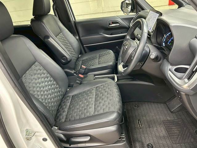 トヨタ ヴォクシーハイブリッドの画像9