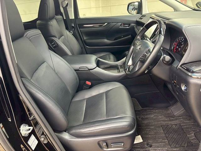 トヨタ&nbsp;ヴェルファイアの画像11