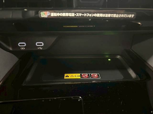 トヨタ&nbsp;ヴェルファイアハイブリッドの画像8