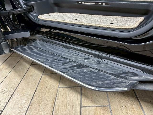 トヨタ&nbsp;ヴェルファイアハイブリッドの画像13