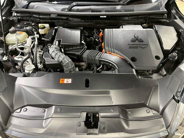 三菱 アウトランダーPHEVの画像15