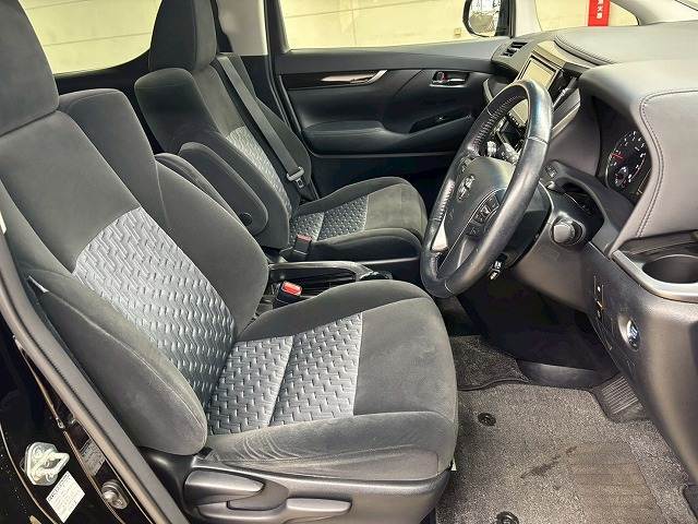 トヨタ&nbsp;ヴェルファイアの画像9