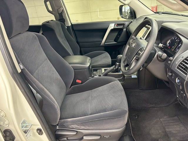 トヨタ&nbsp;ランドクルーザープラドの画像9