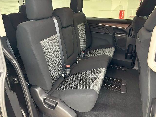 三菱 デリカD5の画像10