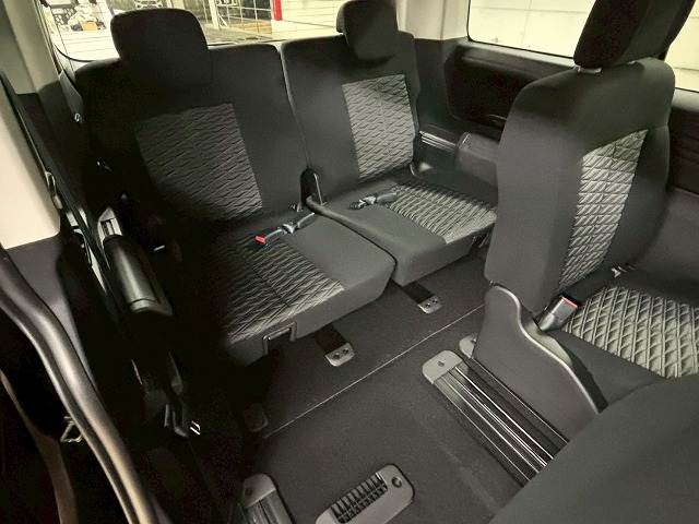 三菱&nbsp;デリカD5の画像9