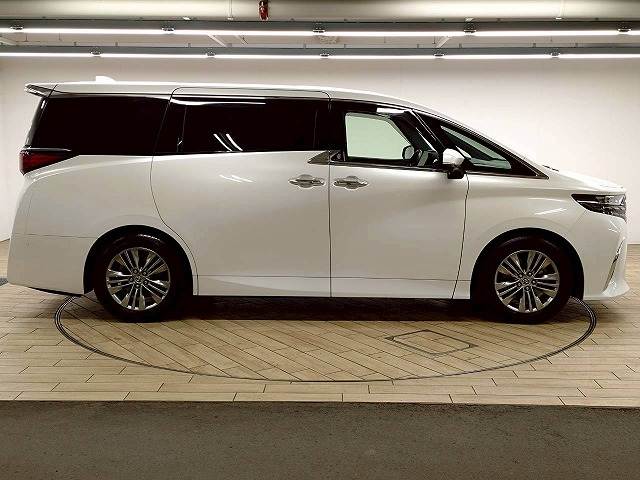 トヨタ&nbsp;アルファードの画像18