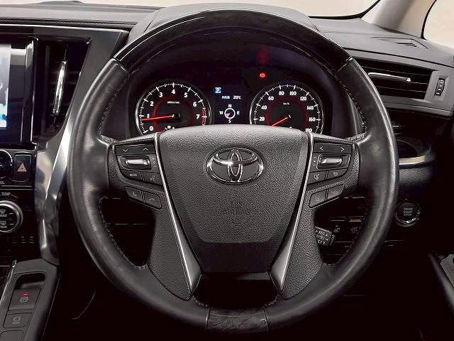 トヨタ&nbsp;アルファードの画像15