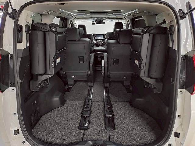 トヨタ&nbsp;アルファードの画像20
