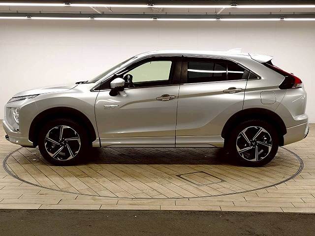 三菱&nbsp;エクリプスクロスPHEVの画像18