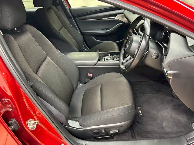 マツダ MAZDA3 FASTBACKの画像10