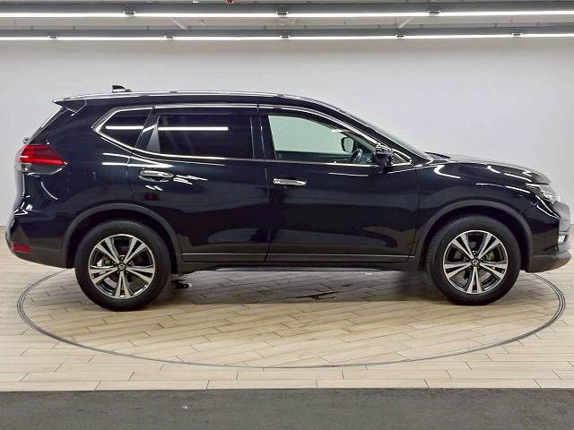 日産 エクストレイルの画像18