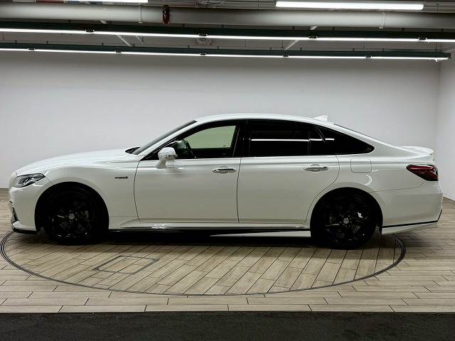 トヨタ クラウンハイブリッドの画像18