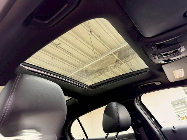 GLA-CLASS◆GLA 220 4MATIC RHD 内装他