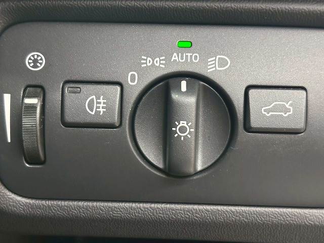 ボルボ 18'V40の画像7