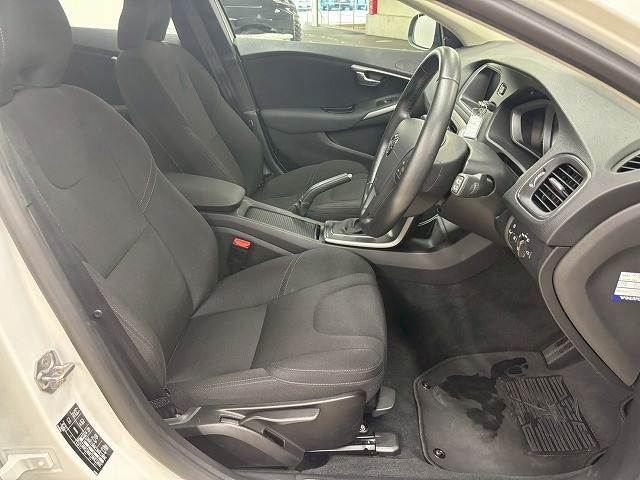 ボルボ 18'V40の画像9