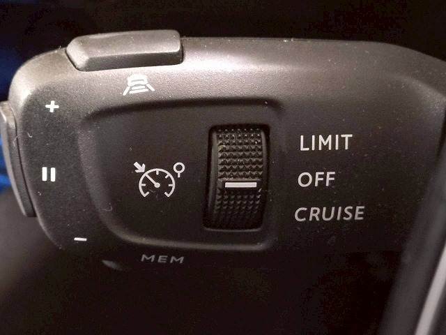 プジョー 3008の画像8