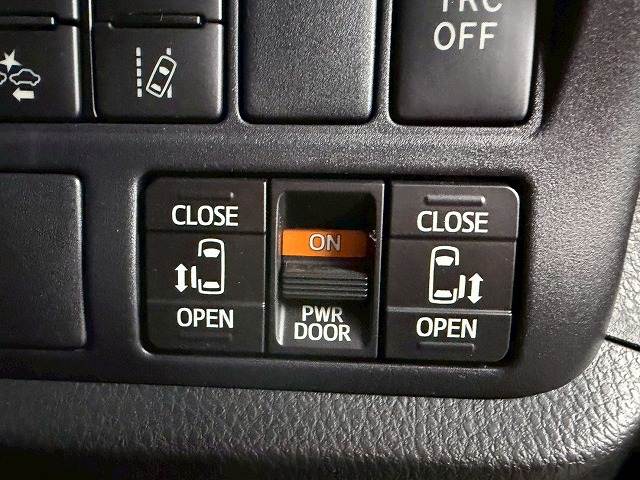 ヴォクシー◆HYBRID V 7人乗り 内装他