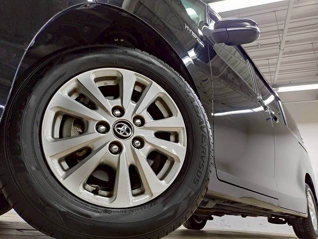 トヨタ ヴォクシーの画像12