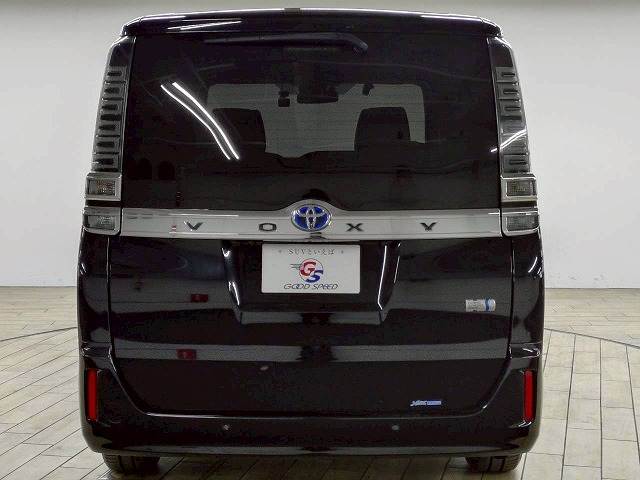 トヨタ ヴォクシーの画像19