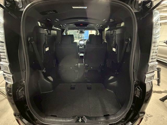 トヨタ ヴォクシーの画像20