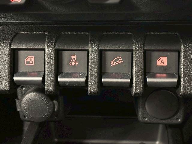 スズキ&nbsp;ジムニーノマドの画像8