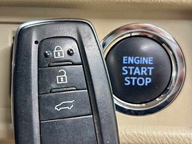 トヨタ&nbsp;ランドクルーザープラドの画像16