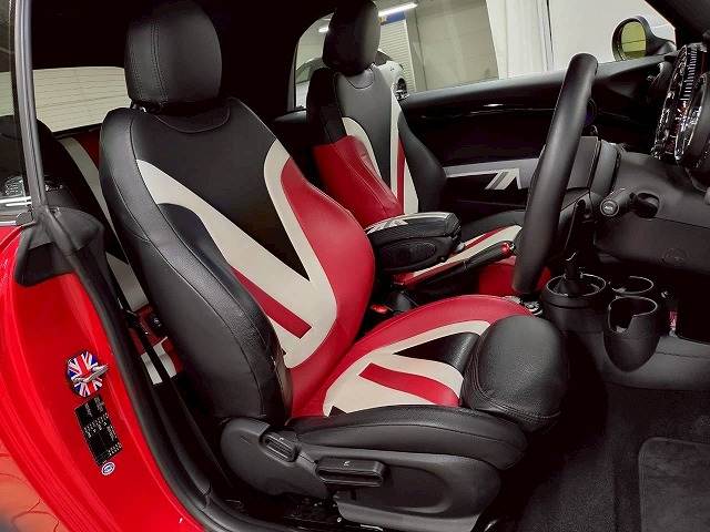 BMW&nbsp;MINI CONVERTIBLEの画像11